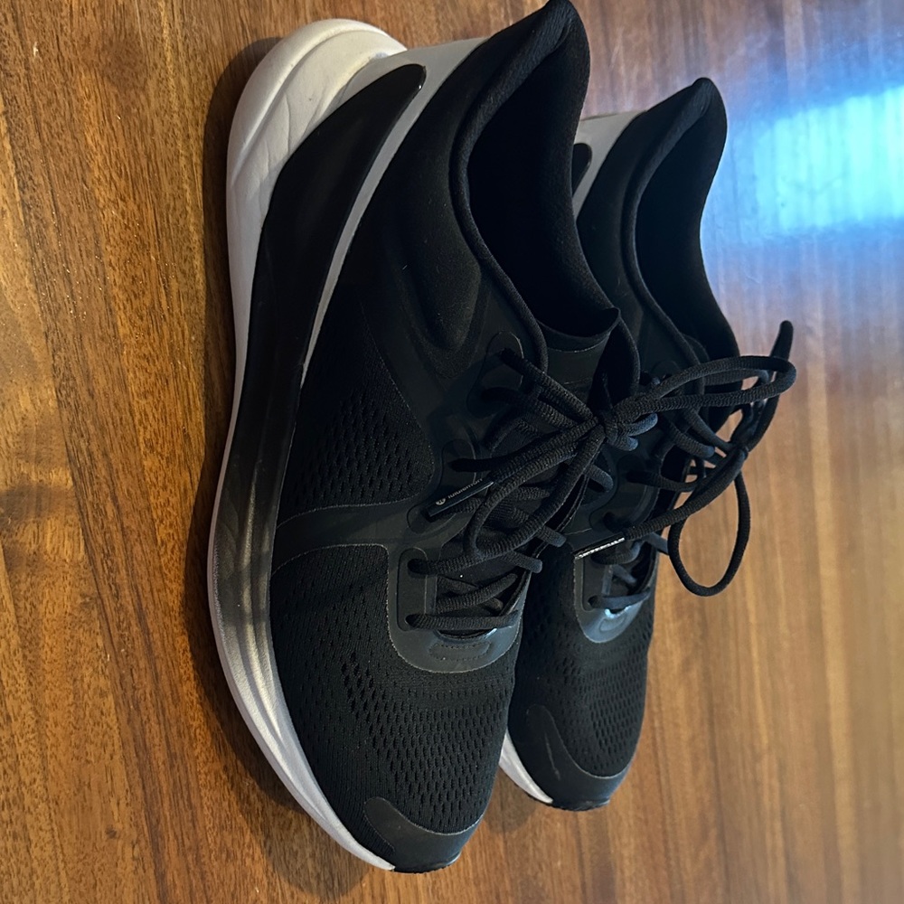 lululemon athletica Women's Blissfeel Running Shoe